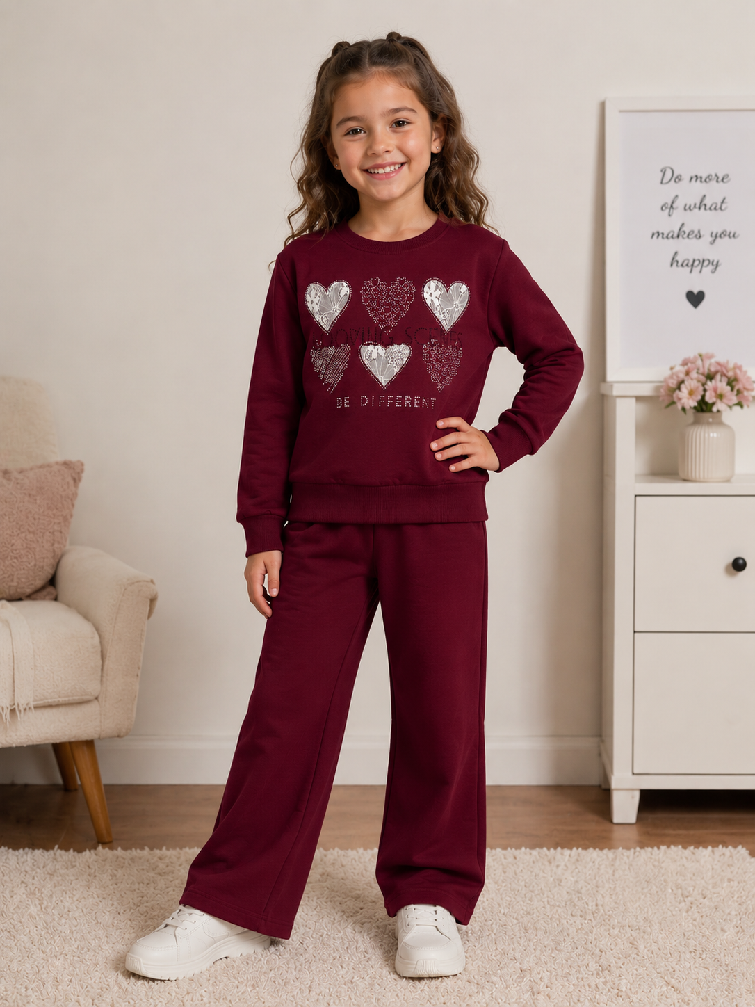Mädchen Freizeitanzug „Lovely Hearts“ – Bordeaux mit Herzmotiv